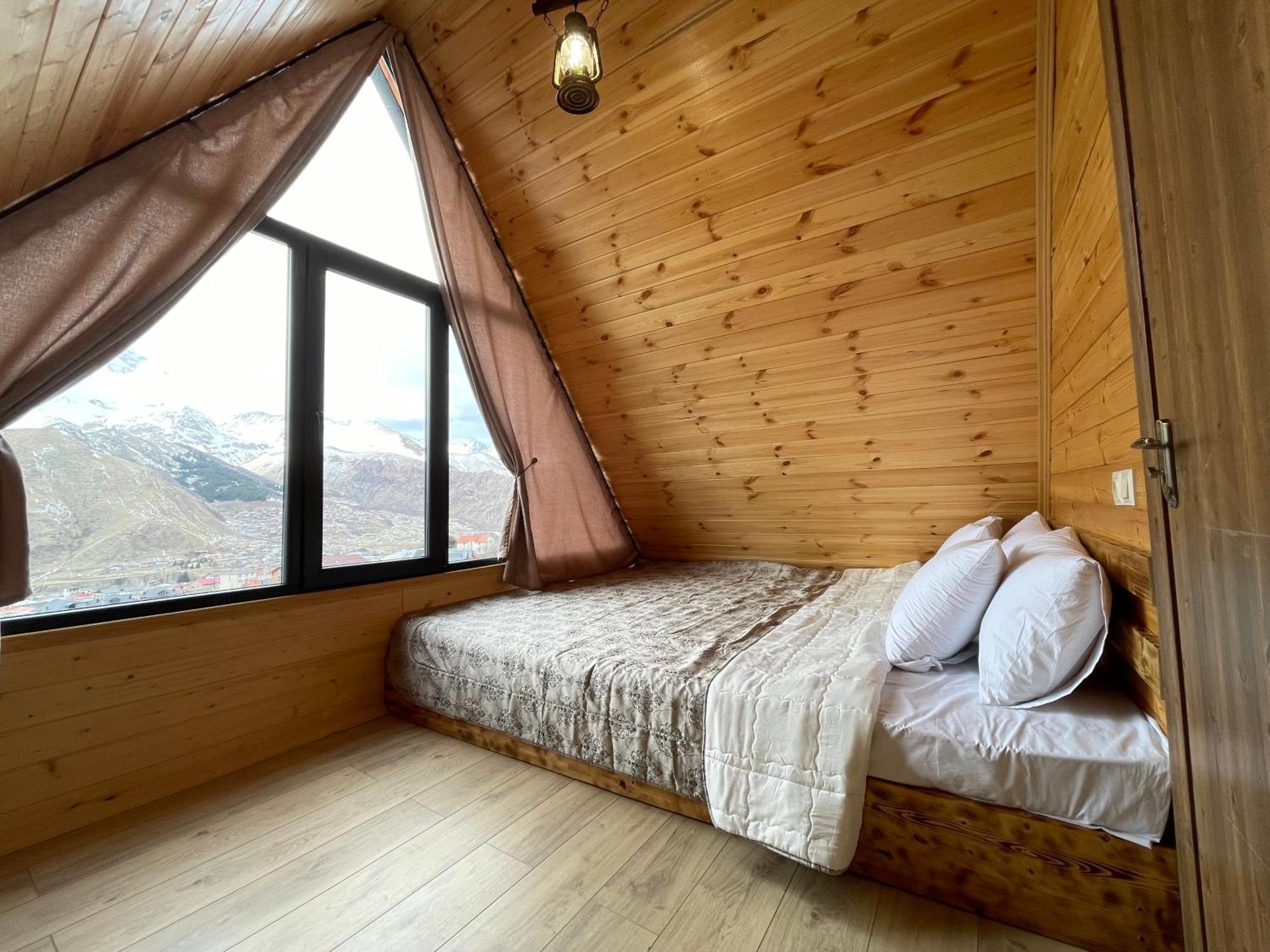 Cozy Home Kazbegi Stepantsminda Exterior foto