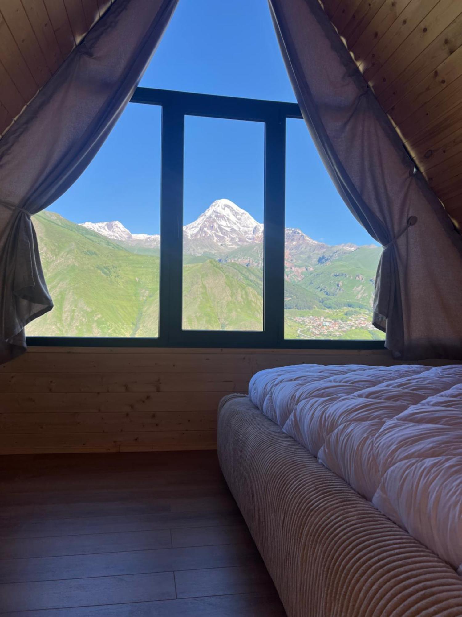 Cozy Home Kazbegi Stepantsminda Exterior foto